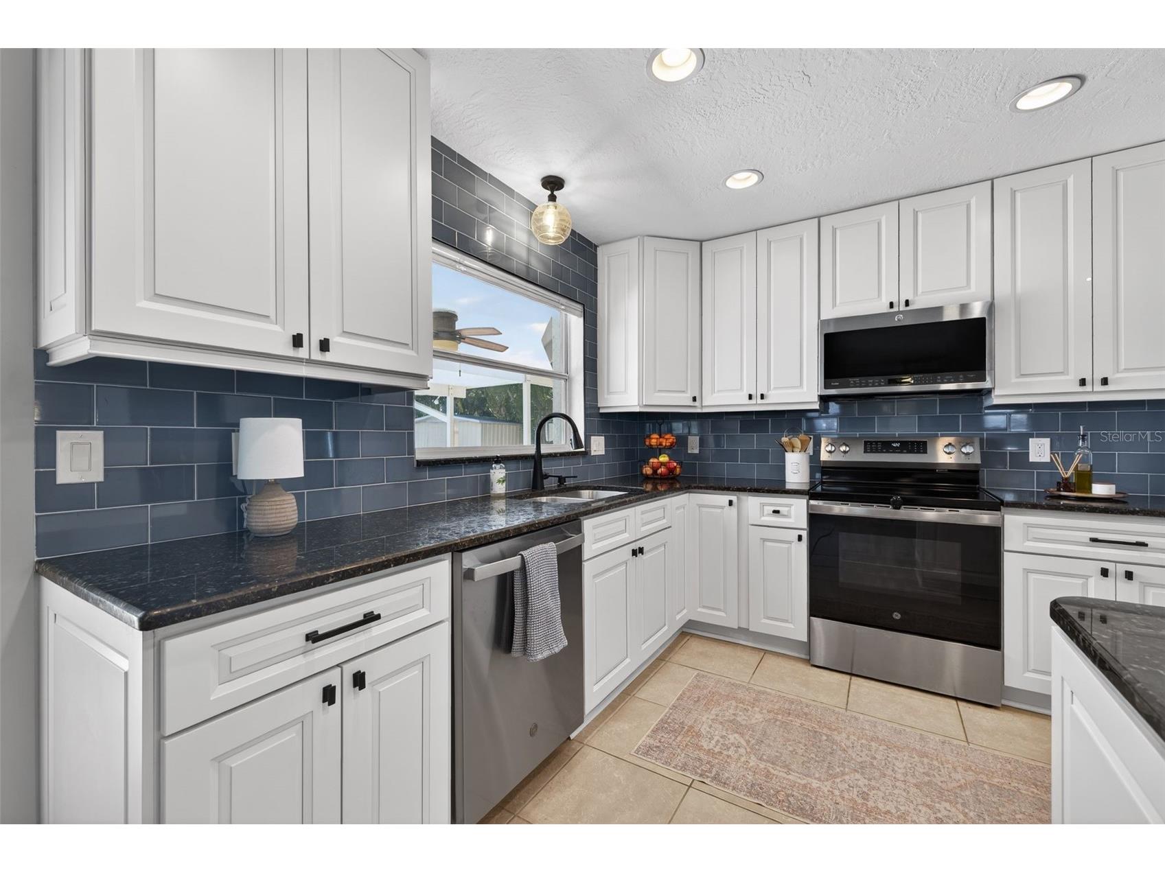 8848 Sunlit Cove Drive NE Saint Petersburg FL 33702 TB8486599 image23