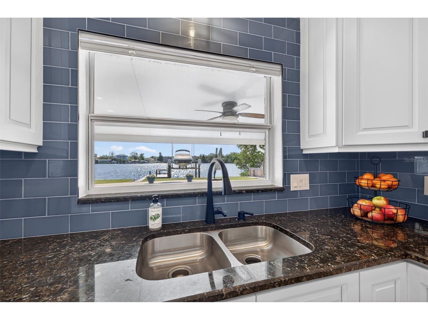 8848 Sunlit Cove Drive NE Saint Petersburg FL 33702 TB8486599 image24
