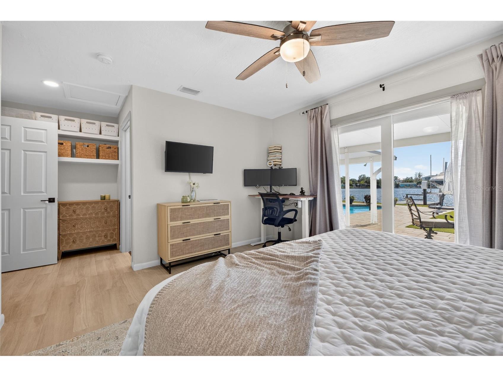 8848 Sunlit Cove Drive NE Saint Petersburg FL 33702 TB8486599 image35