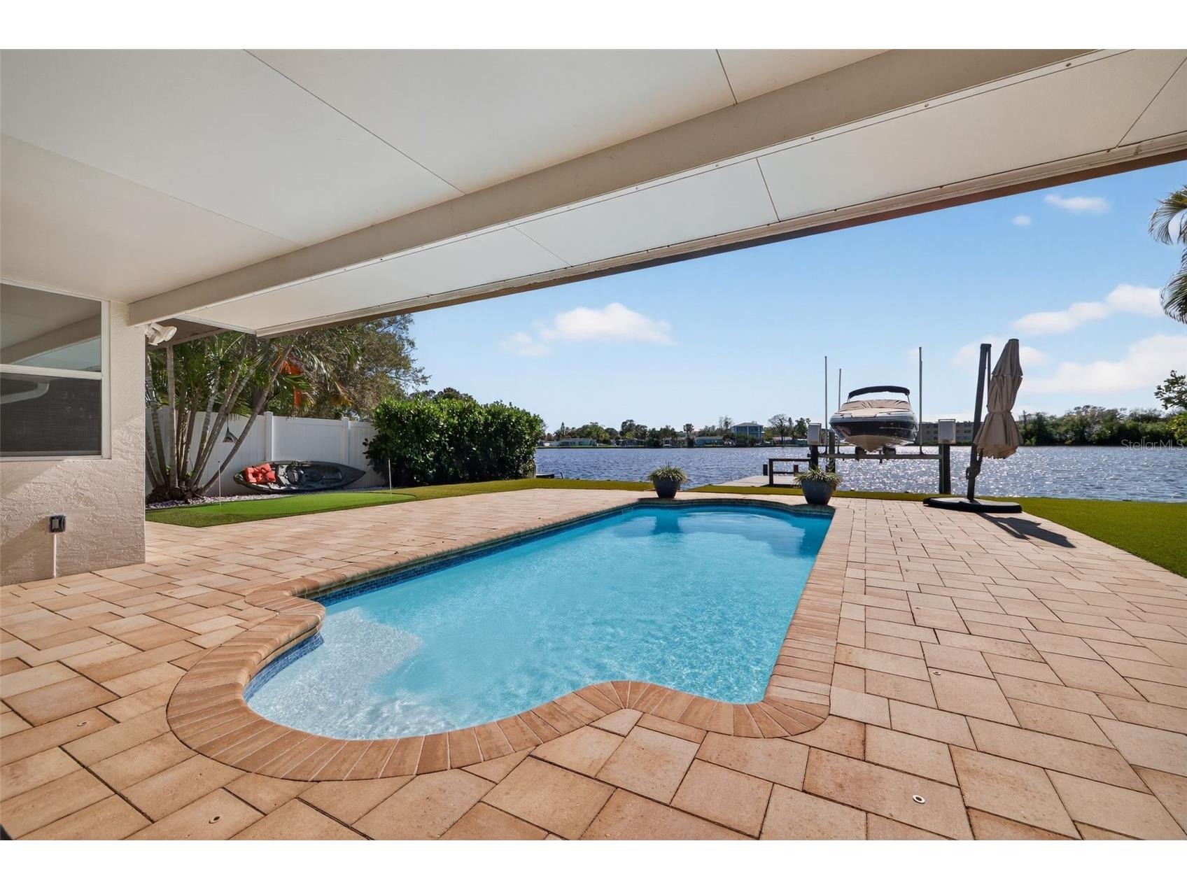 8848 Sunlit Cove Drive NE Saint Petersburg FL 33702 TB8486599 image39