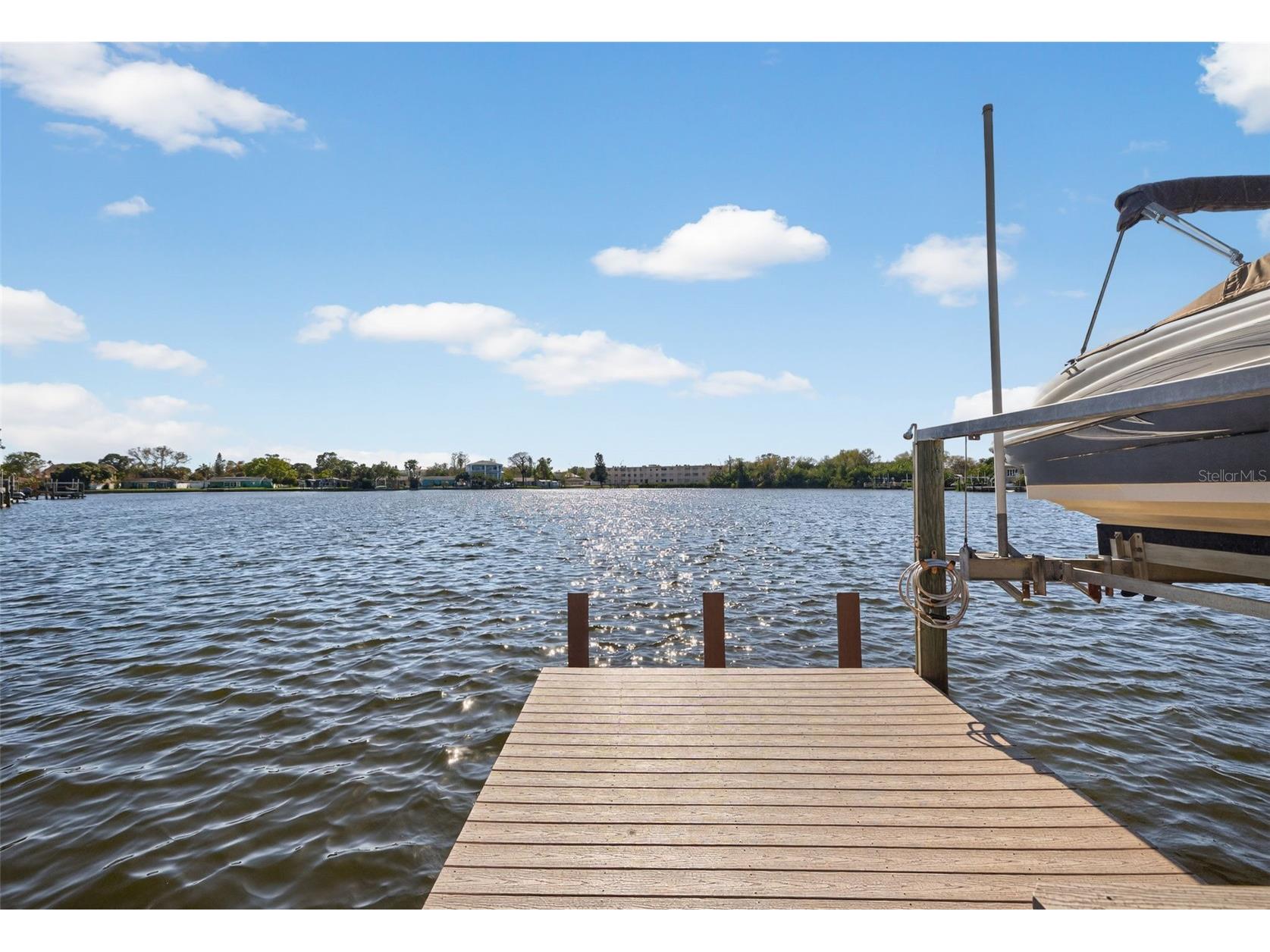 8848 Sunlit Cove Drive NE Saint Petersburg FL 33702 TB8486599 image4