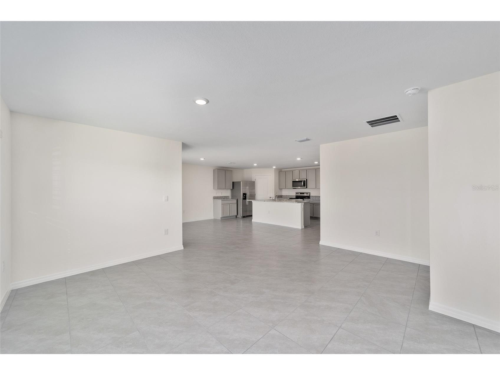 8848 SW 49th Circle Ocala FL 34476 OM724885 image5