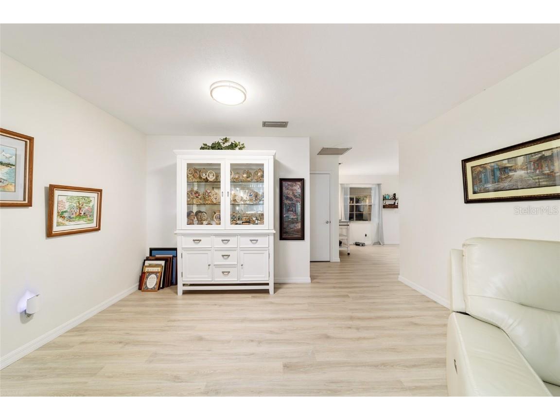 8848 SW 96th Lane #B Ocala FL 34481 OM712315 image7