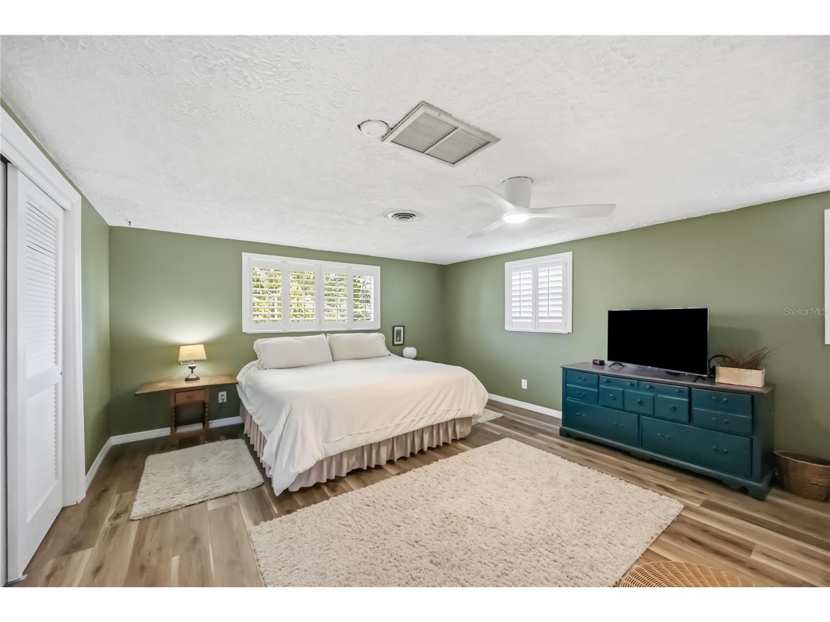 885 E 3rd Street Englewood FL 34223 C7525601 image14