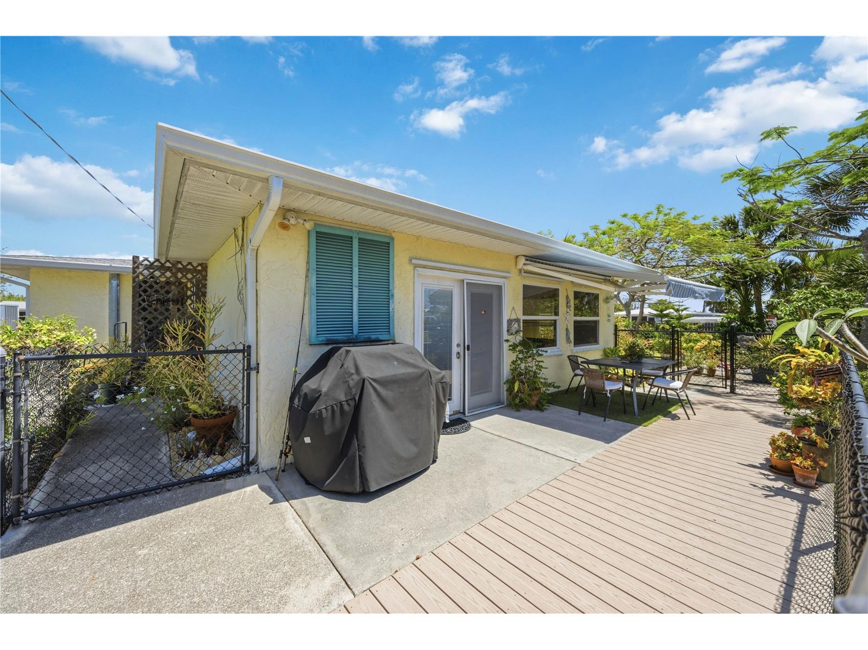 885 E 3rd Street Englewood FL 34223 C7525601 image24