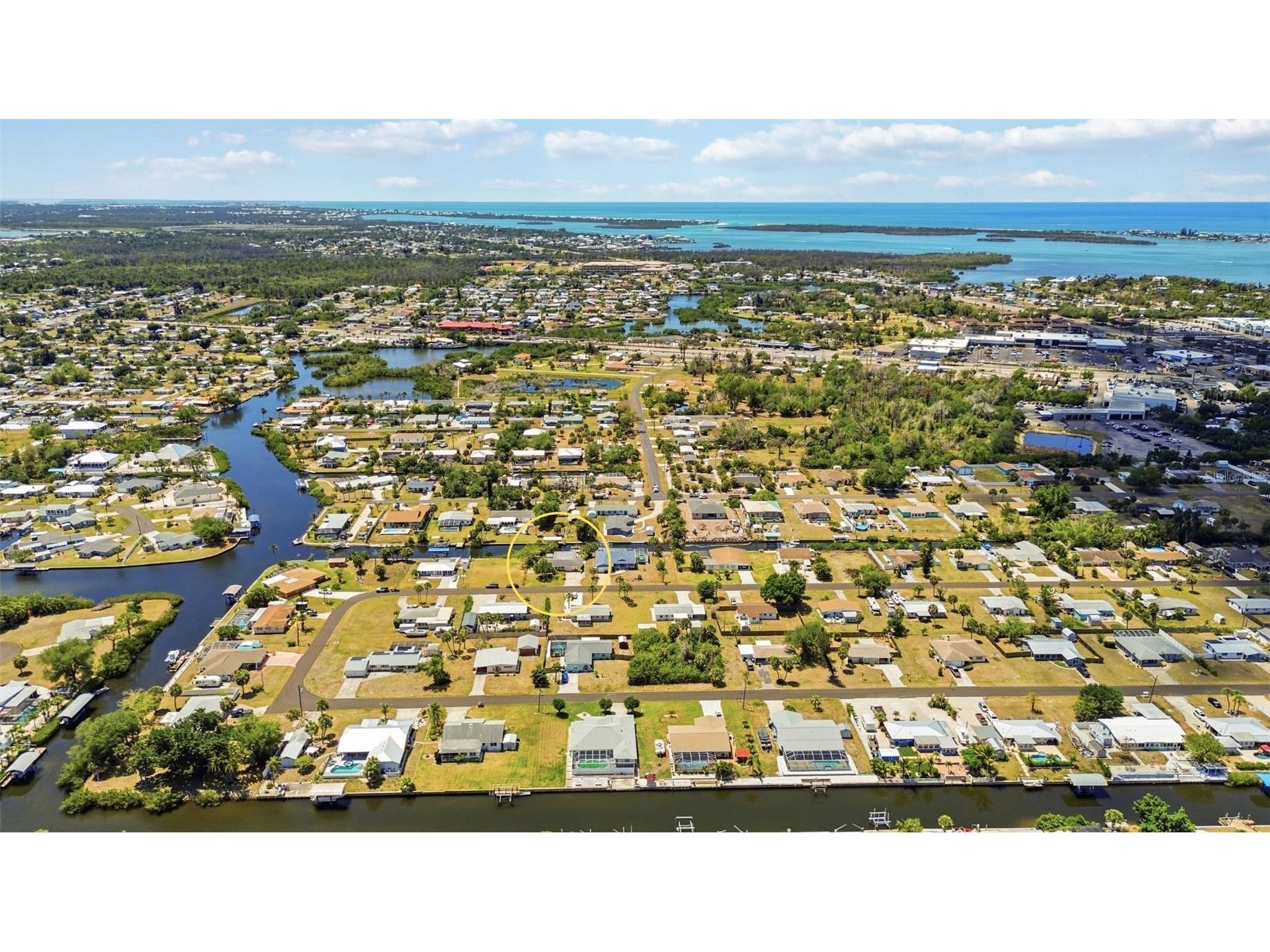885 E 3rd Street Englewood FL 34223 C7525601 image3