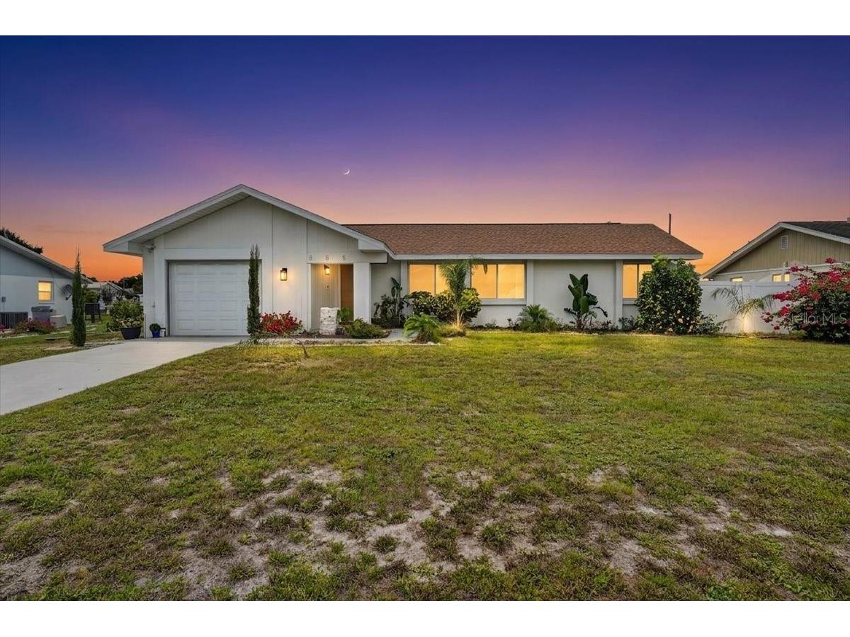 885 Fairfax Terrace NW Port Charlotte FL 33948 A4696462 image2
