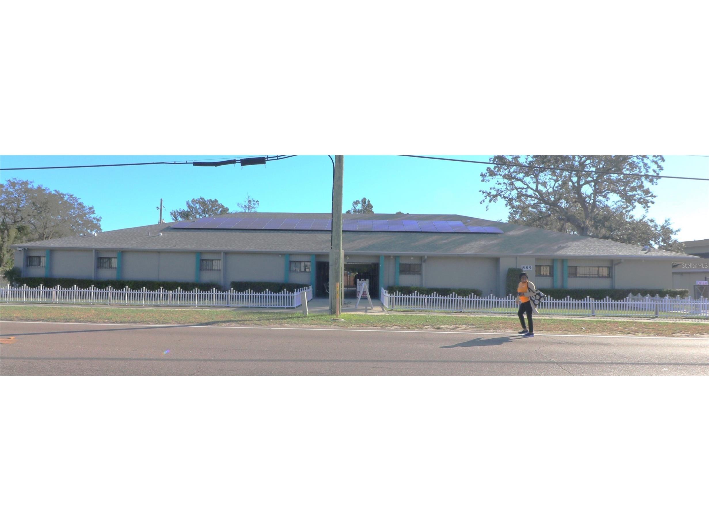 885 N Powers Drive #D Orlando FL 32818 O6131824 image1