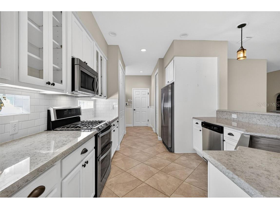 8852 Bridgeport Bay Circle Mount Dora FL 32757 - LAKES OF MOUNT DORA G5102771 image17