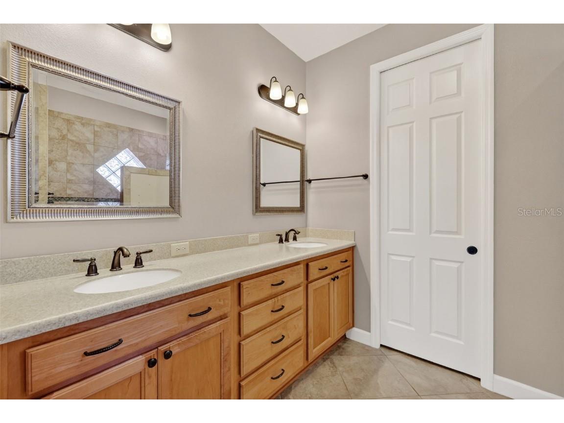 8852 Bridgeport Bay Circle Mount Dora FL 32757 - LAKES OF MOUNT DORA G5102771 image24