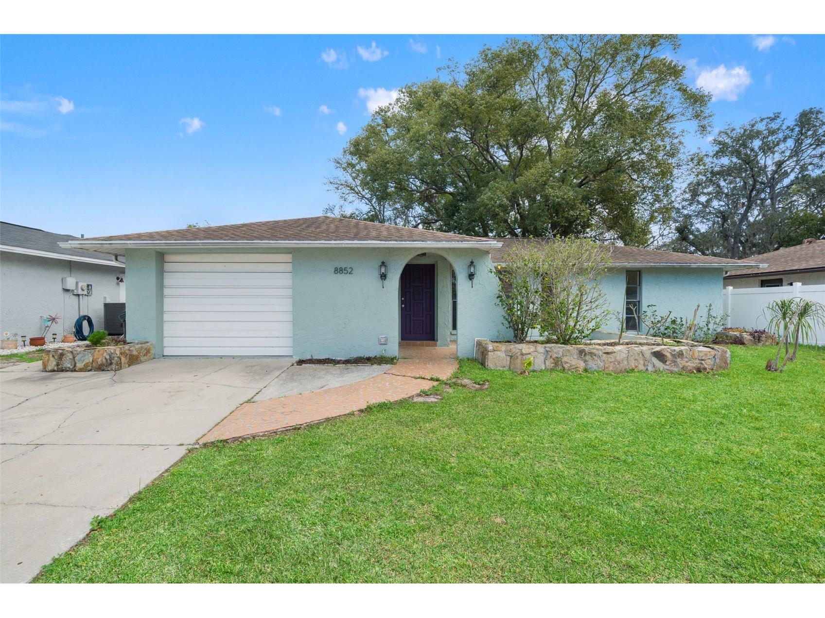 8852 Candlewick Lane Port Richey FL 34668 W7883597 image1