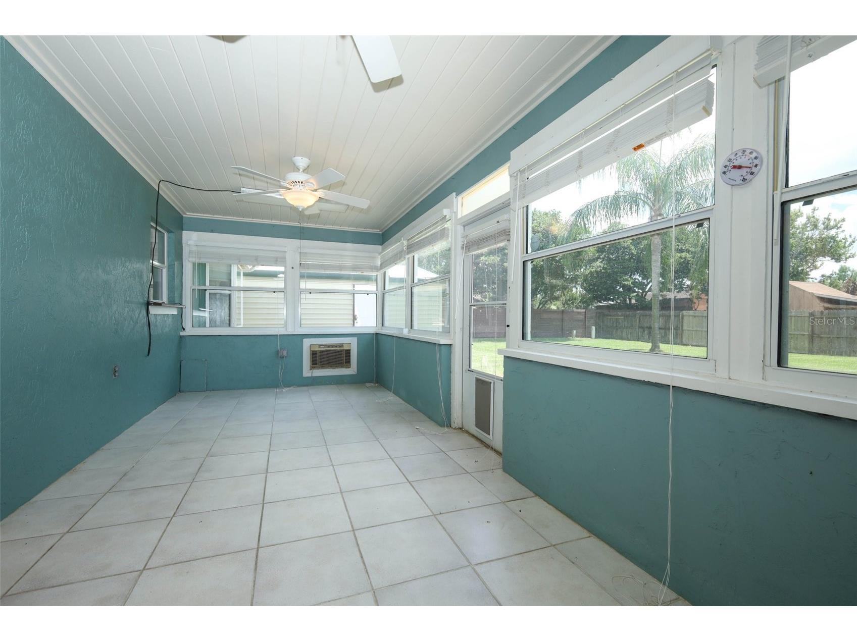 8852 El Prado Avenue Orlando FL 32825 O6407422 image43
