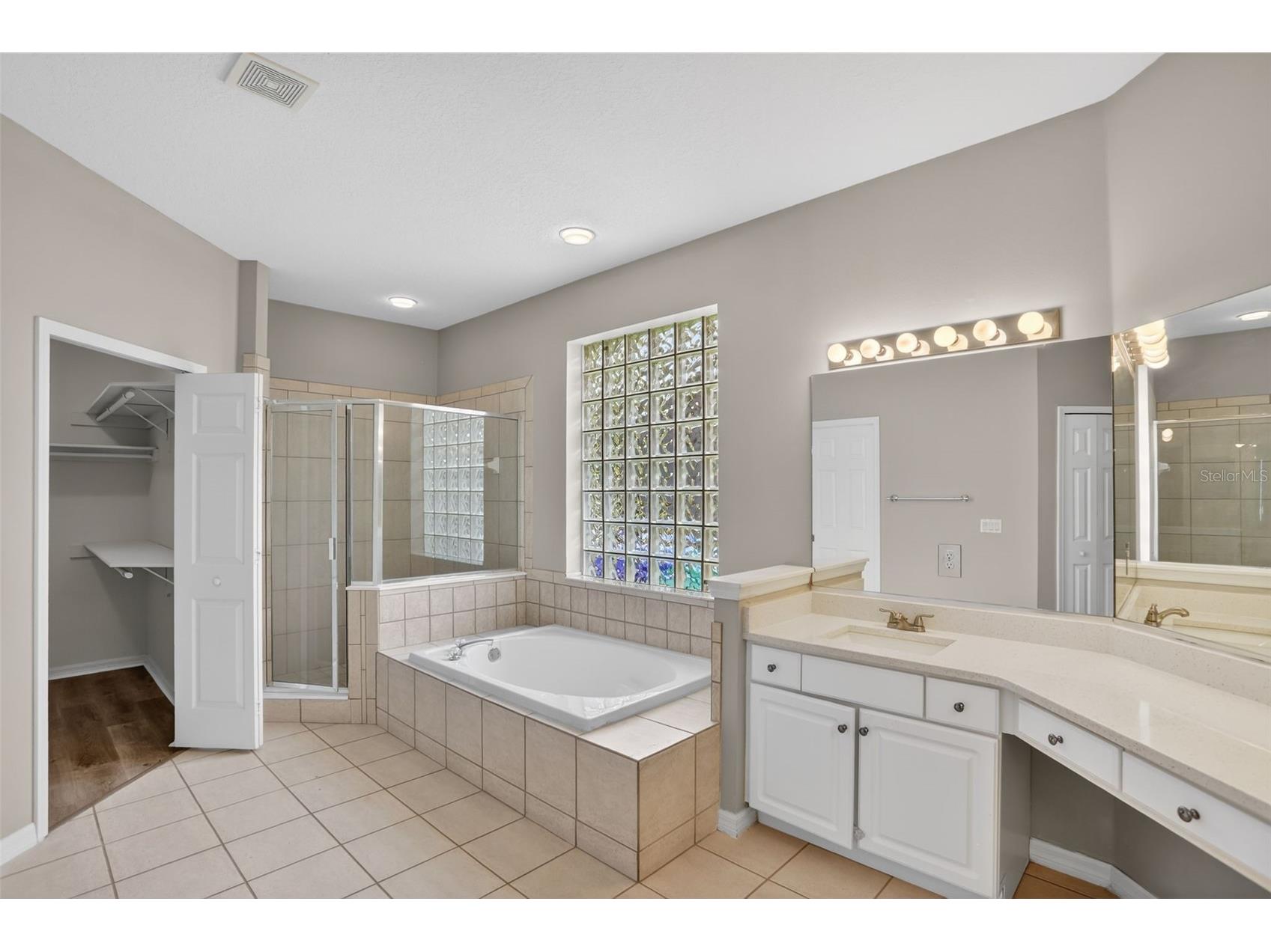 8852 Great Cove Drive Orlando FL 32819 O6396125 image28