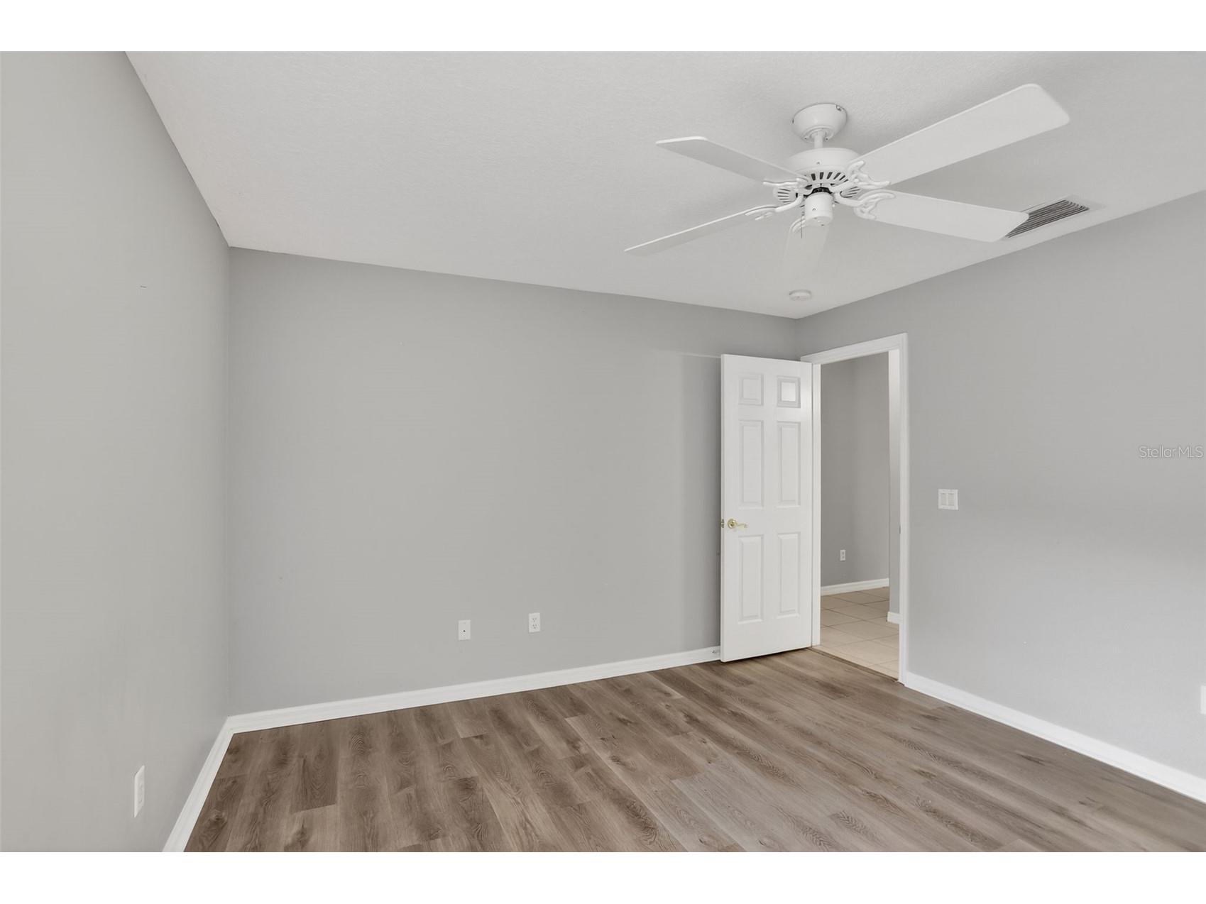 8852 Great Cove Drive Orlando FL 32819 O6396125 image36