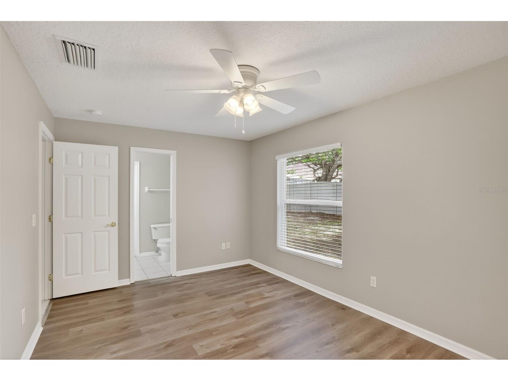 8852 Great Cove Drive Orlando FL 32819 O6396125 image43