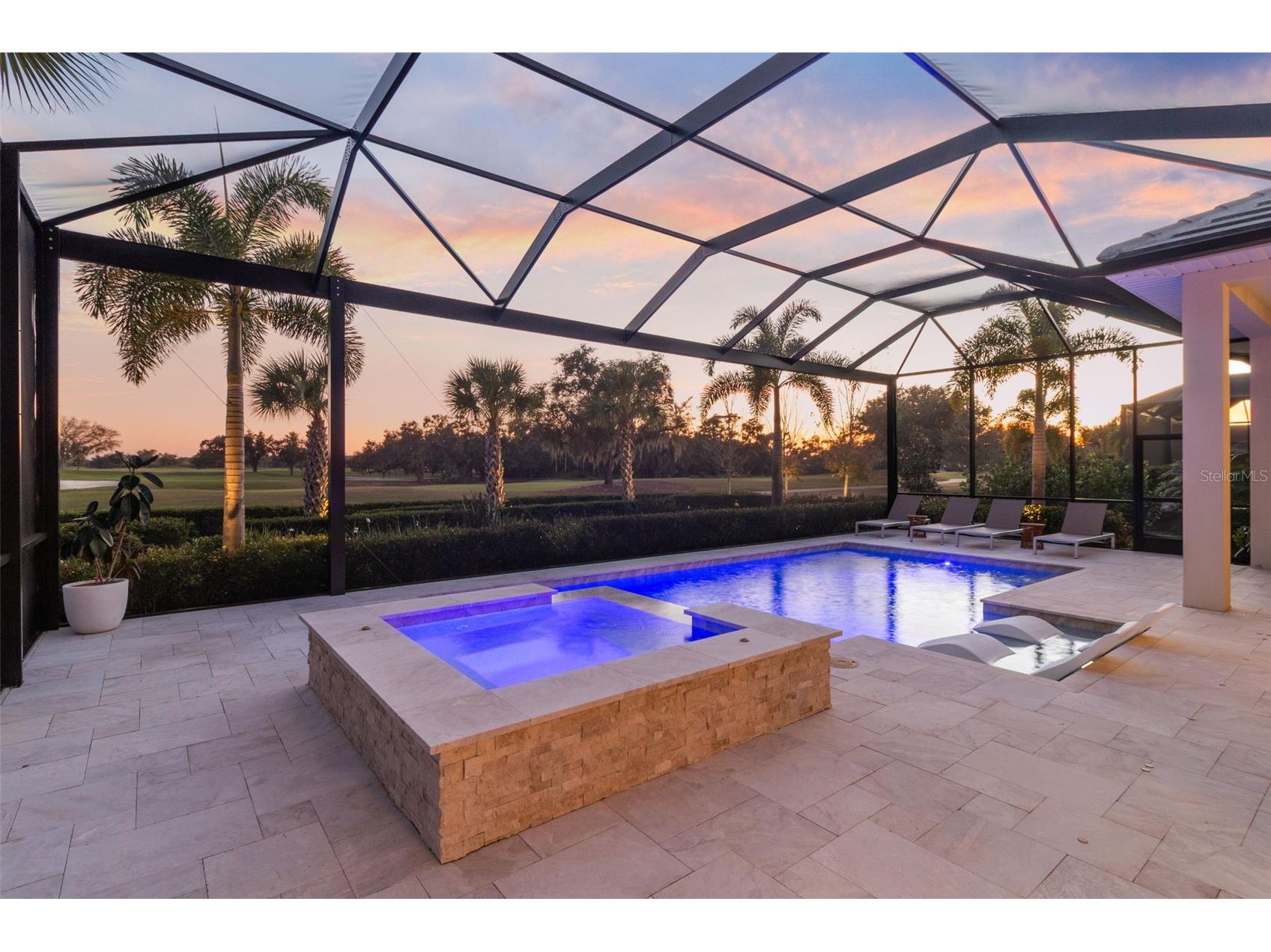 8853 Colonels Court Sarasota FL 34240 A4681770 image26