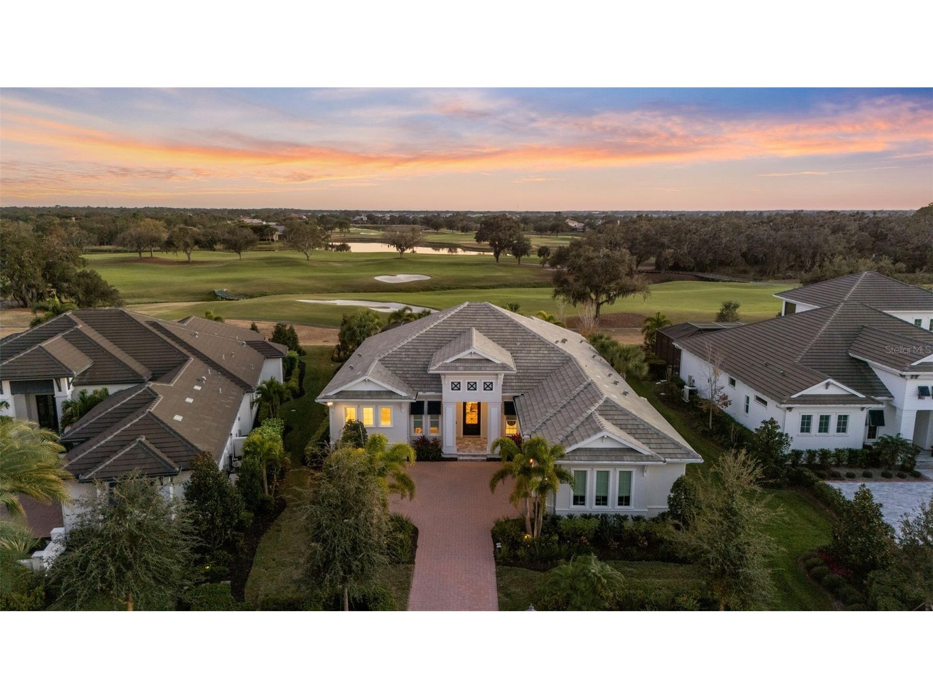 8853 Colonels Court Sarasota FL 34240 A4681770 image33
