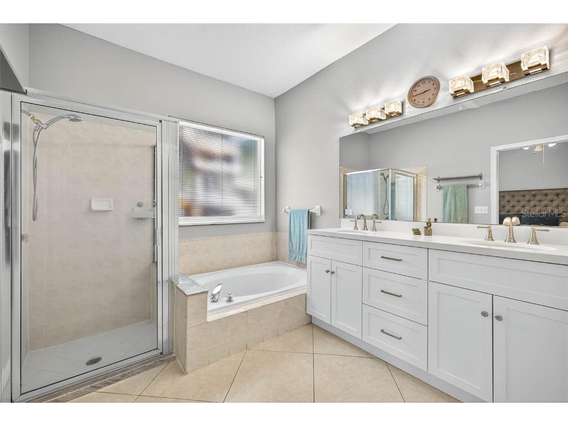 8853 Cypress Hammock Drive Tampa FL 33614 TB8446653 image24