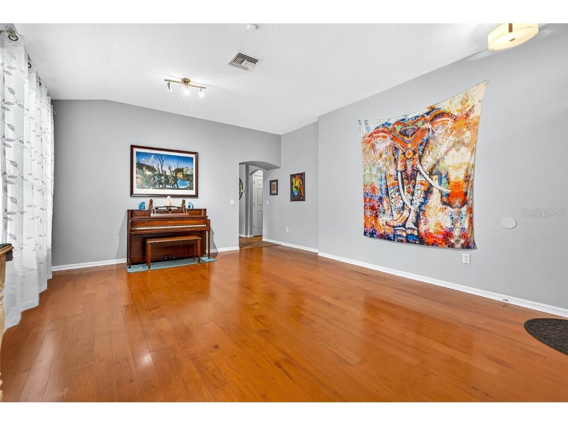 8853 Cypress Hammock Drive Tampa FL 33614 TB8446653 image5