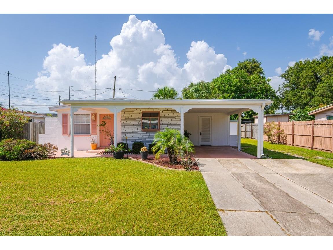 8855 78th Place Seminole FL 33777 TB8411736 image1