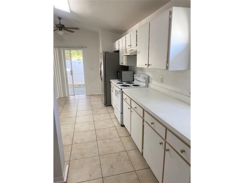 8855 Cypress Hammock Drive Tampa FL 33614 TB8450863 image13