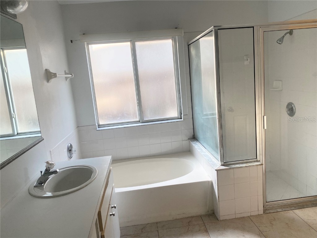 8855 Cypress Hammock Drive Tampa FL 33614 TB8450863 image20