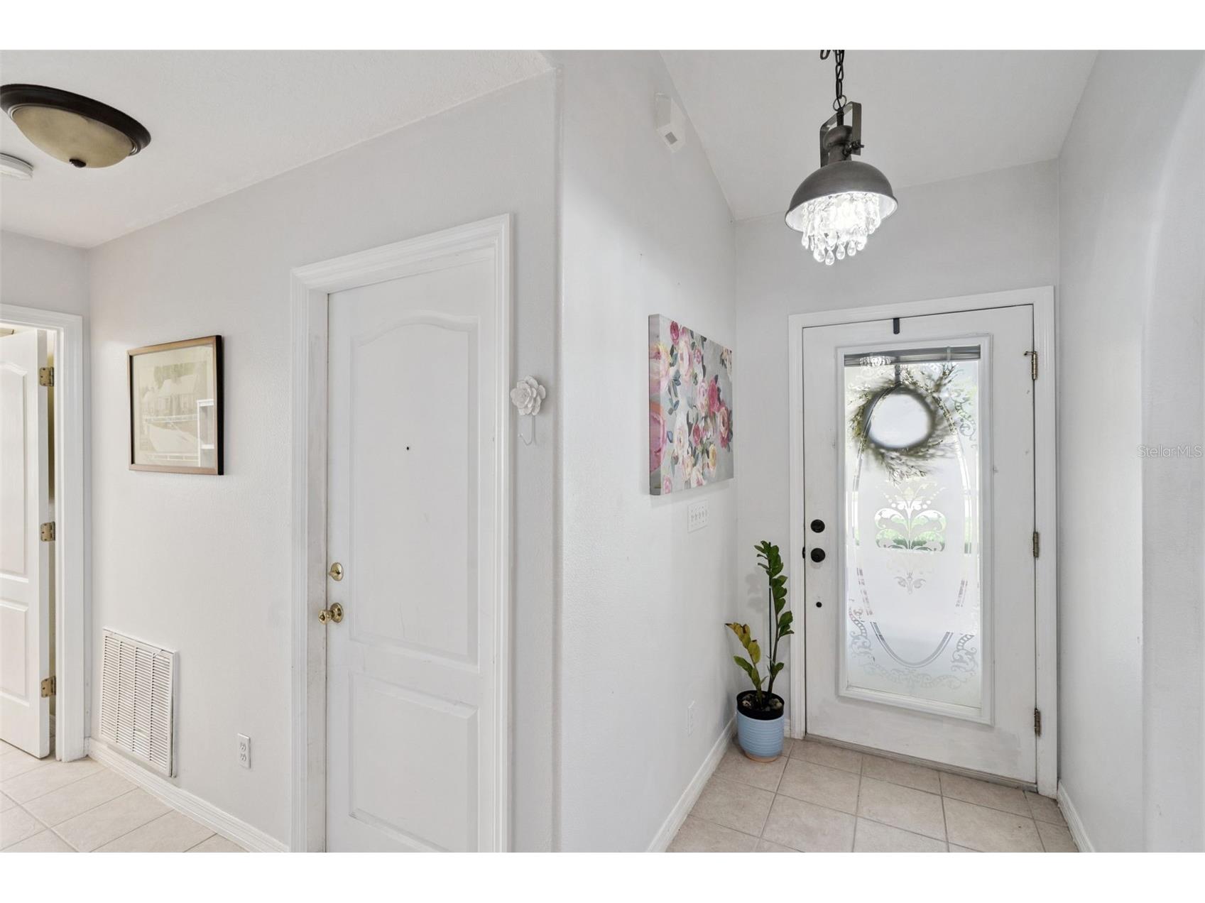 8856 Courtyard Lane Groveland FL 34736 G5109575 image2