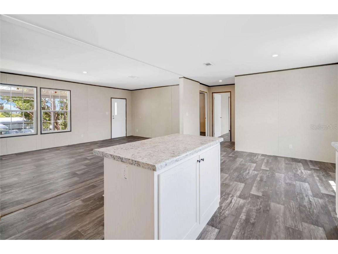 8857 Highpoint Boulevard Brooksville FL 34613 O6299304 image3