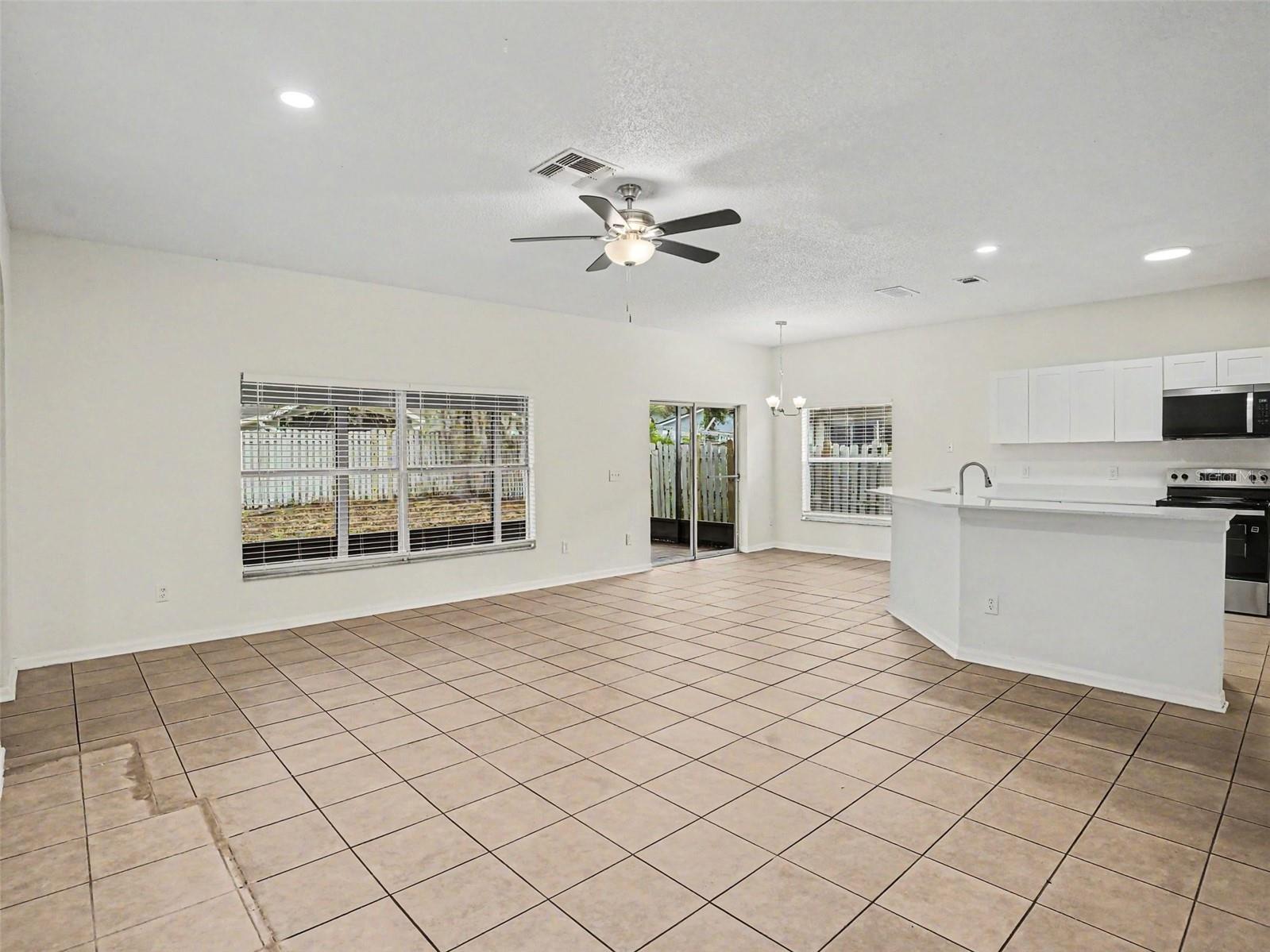 8857 Palisades Beach Avenue Orlando FL 32829 O6409017 image3
