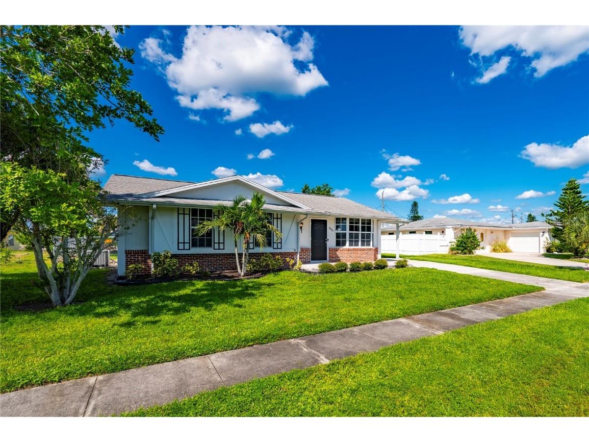 8858 Fay Avenue North Port FL 34287 A4668832 image3