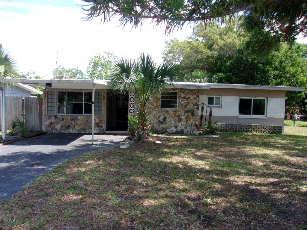8859 Robin Road Largo FL 33777 U8233682 image1