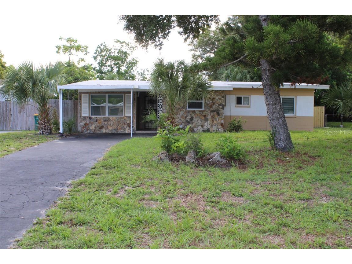 8859 Robin Road Seminole FL 33777 U8251225 image1
