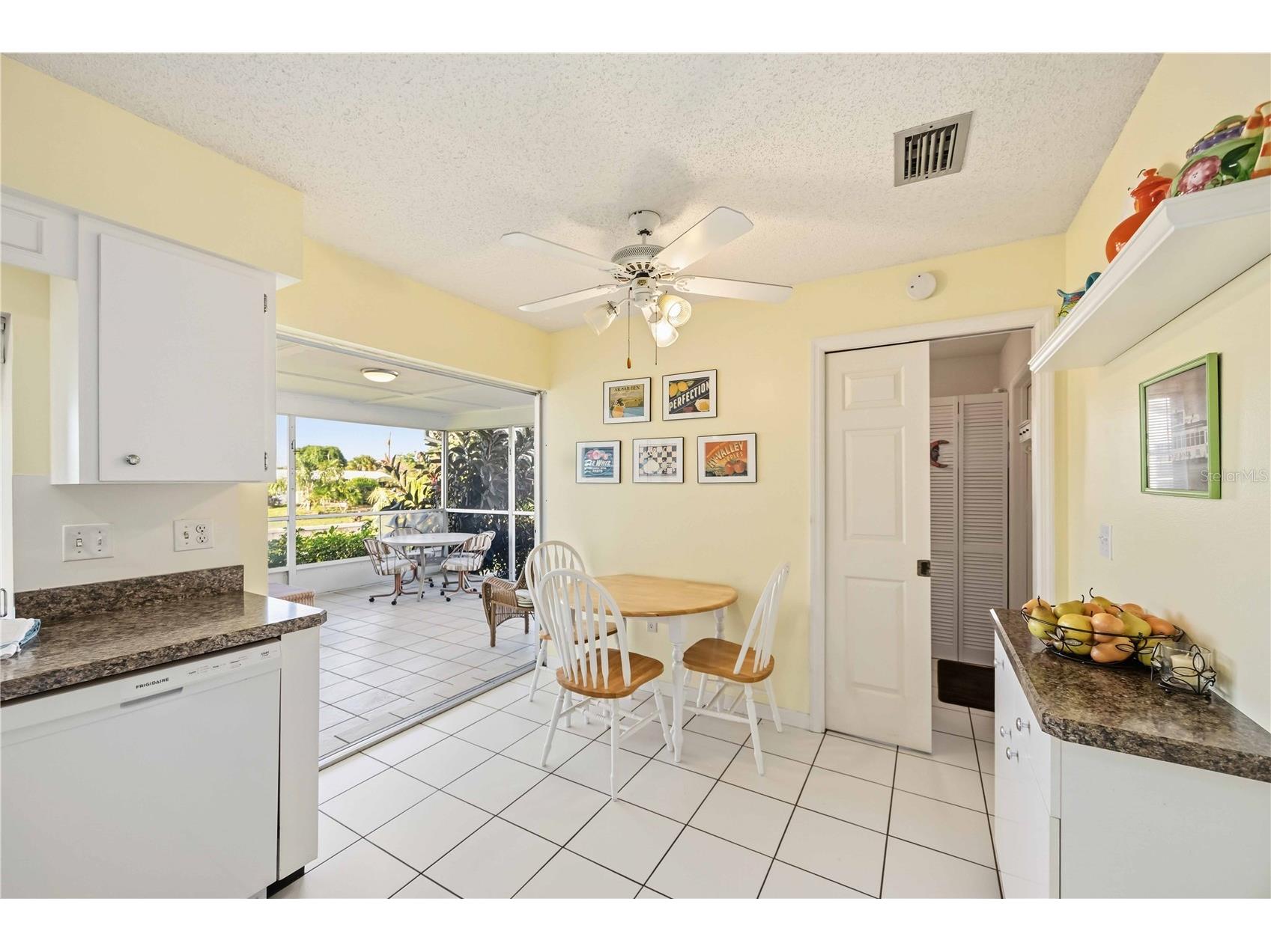 886 E 4th Street Englewood FL 34223 A4688833 image18