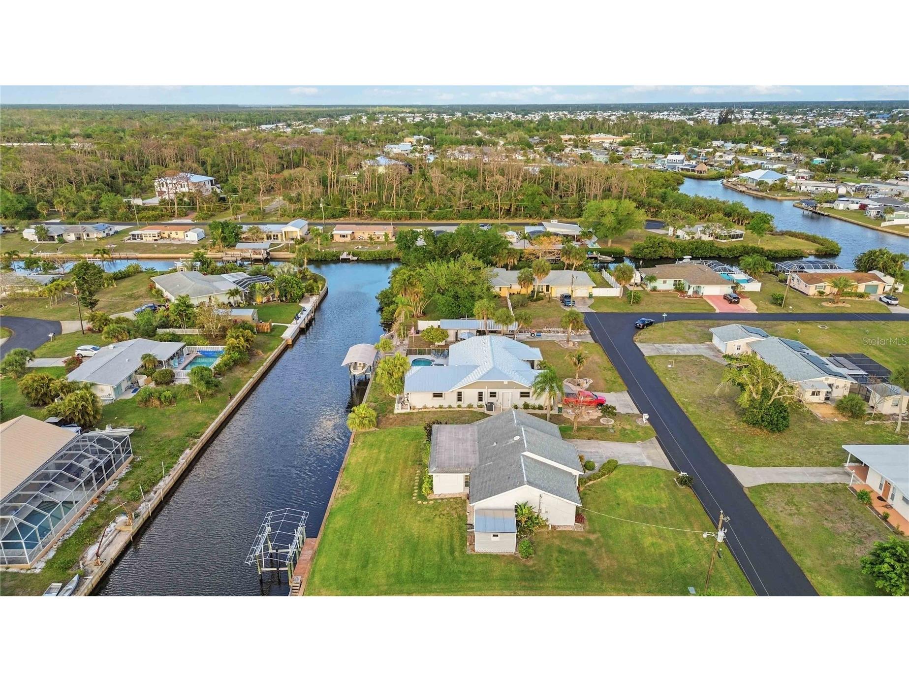 886 E 4th Street Englewood FL 34223 A4688833 image53