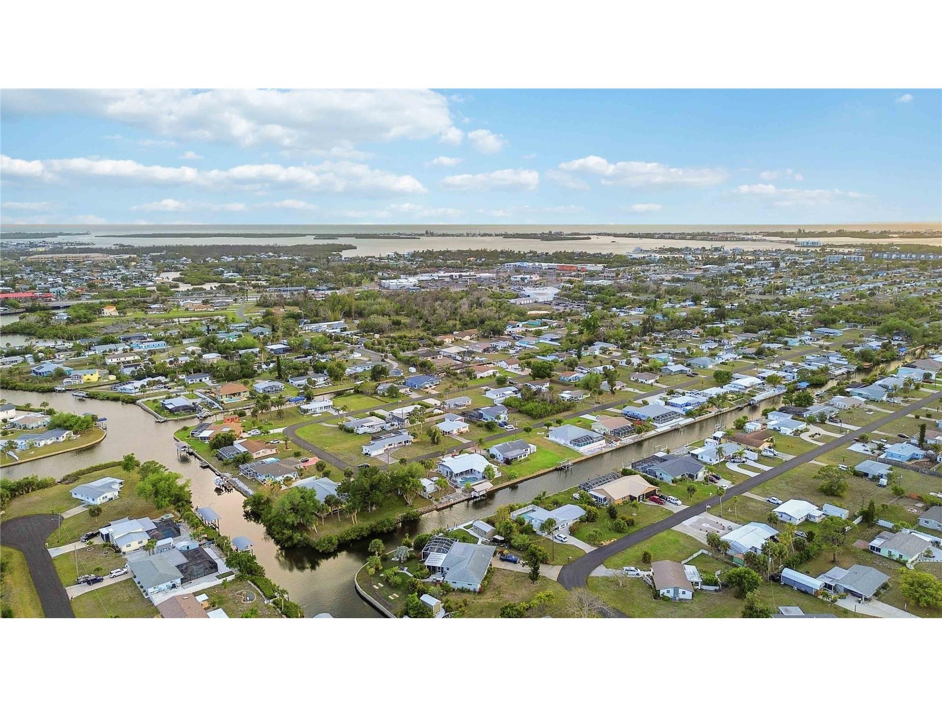 886 E 4th Street Englewood FL 34223 A4688833 image59