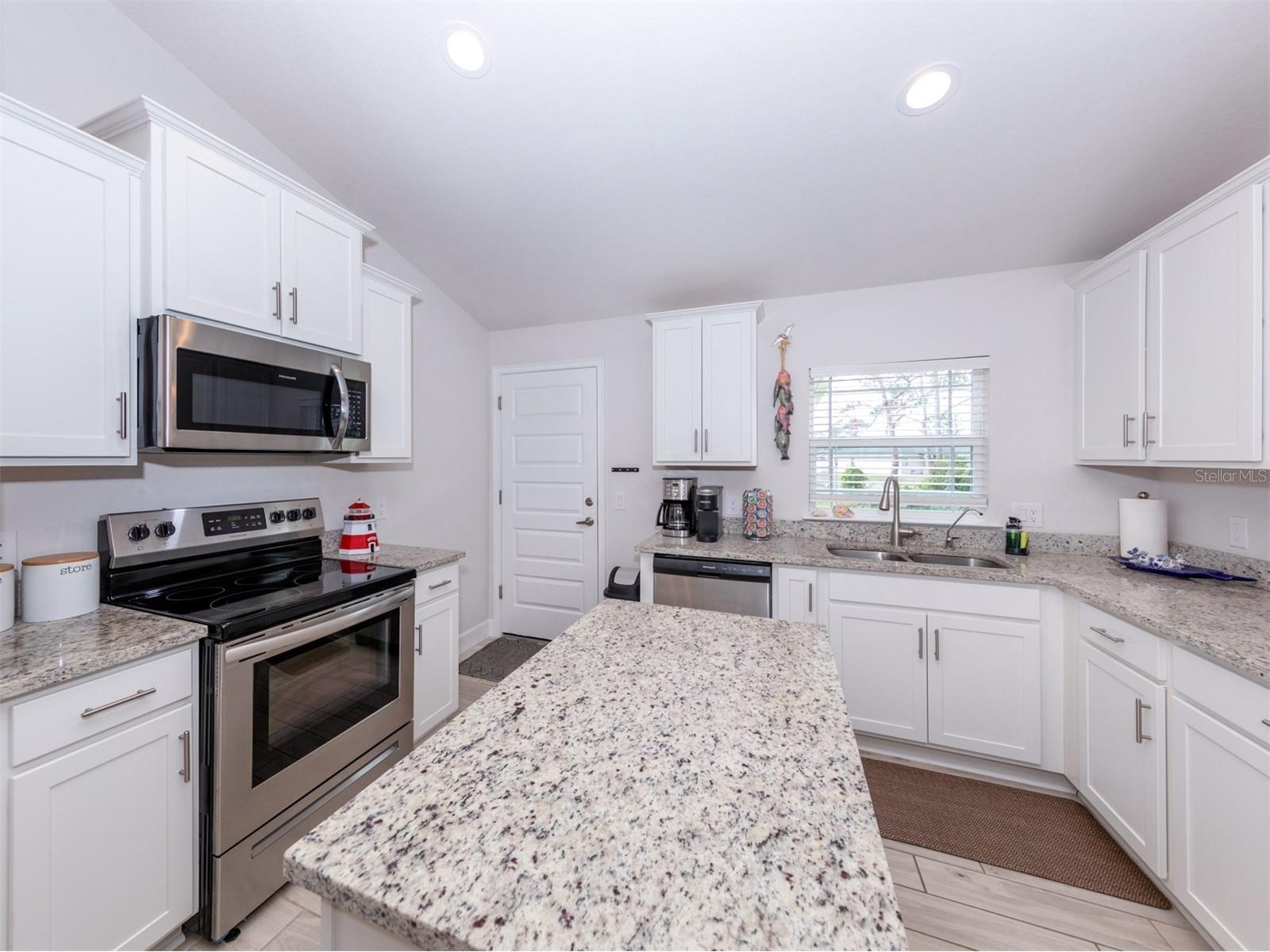 886 Euclid Road Venice FL 34293 N6144807 image15