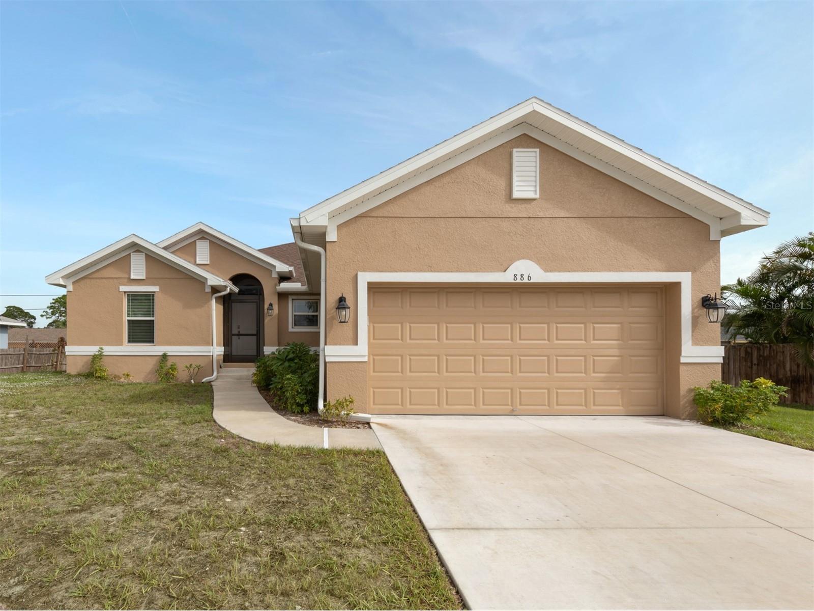 886 Euclid Road Venice FL 34293 N6144807 image2