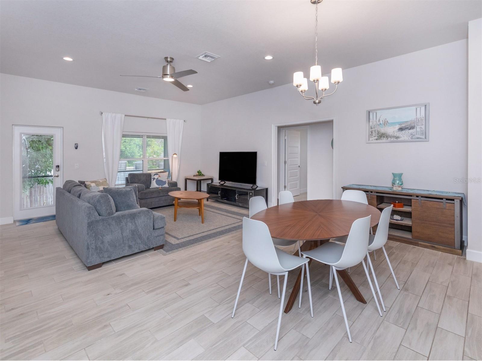 886 Euclid Road Venice FL 34293 N6144807 image3