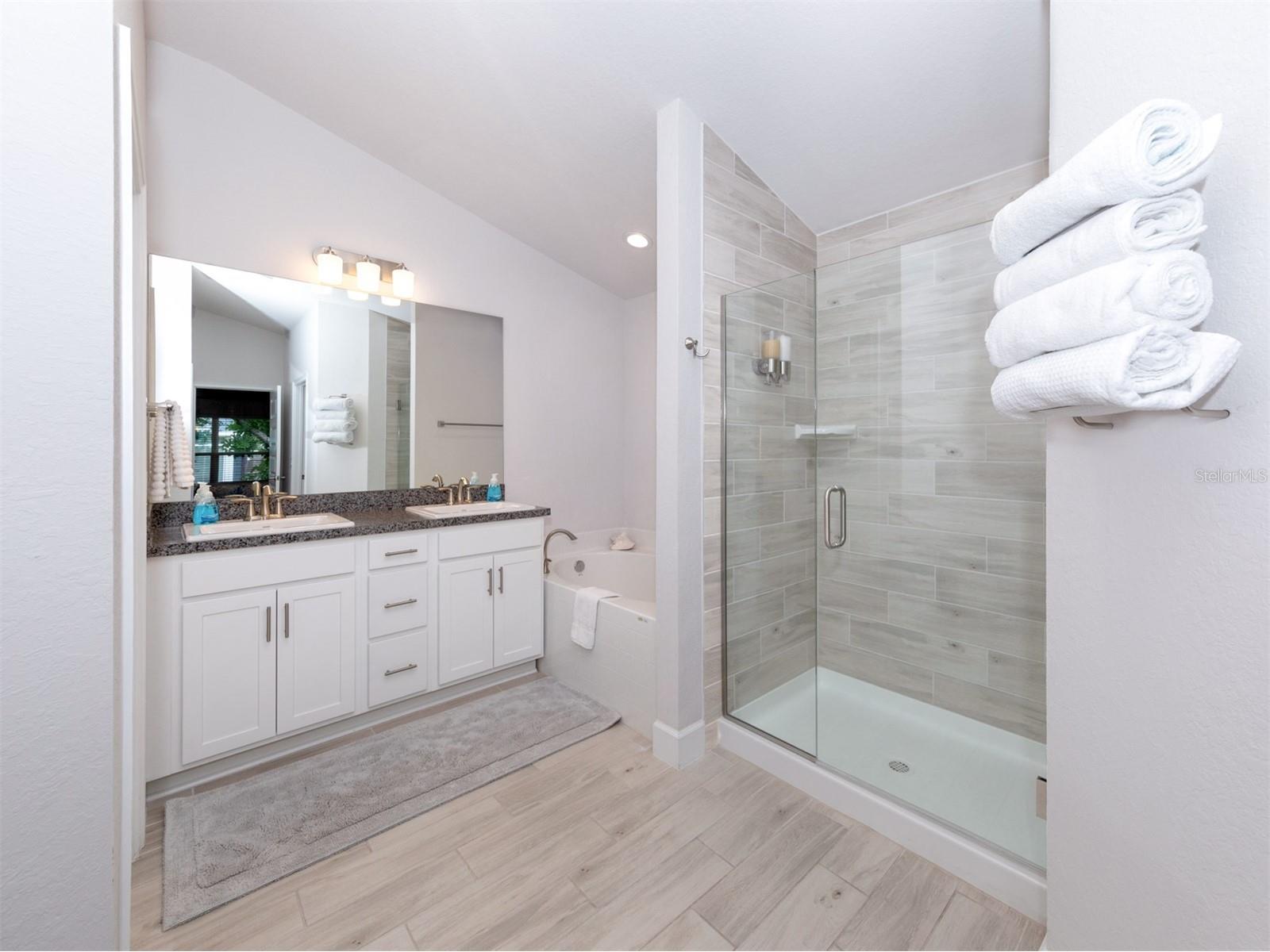 886 Euclid Road Venice FL 34293 N6144807 image5