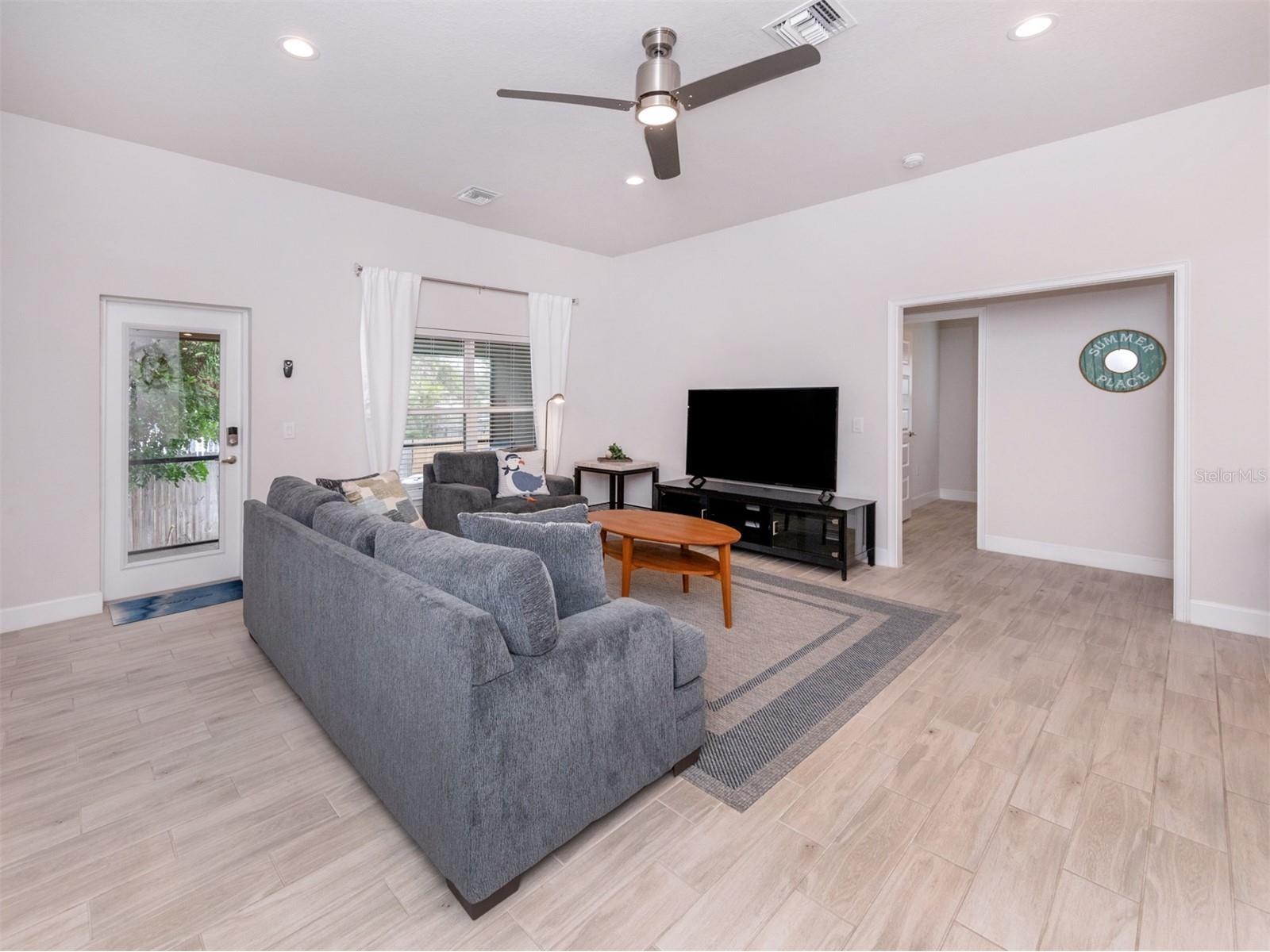 886 Euclid Road Venice FL 34293 N6144807 image6
