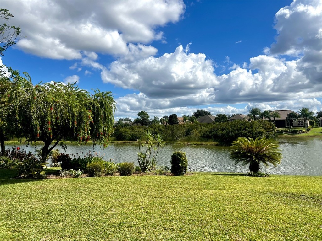 8860 Bridgeport Bay Circle Mount Dora FL 32757 - LAKES OF MOUNT DORA G5103304 image2