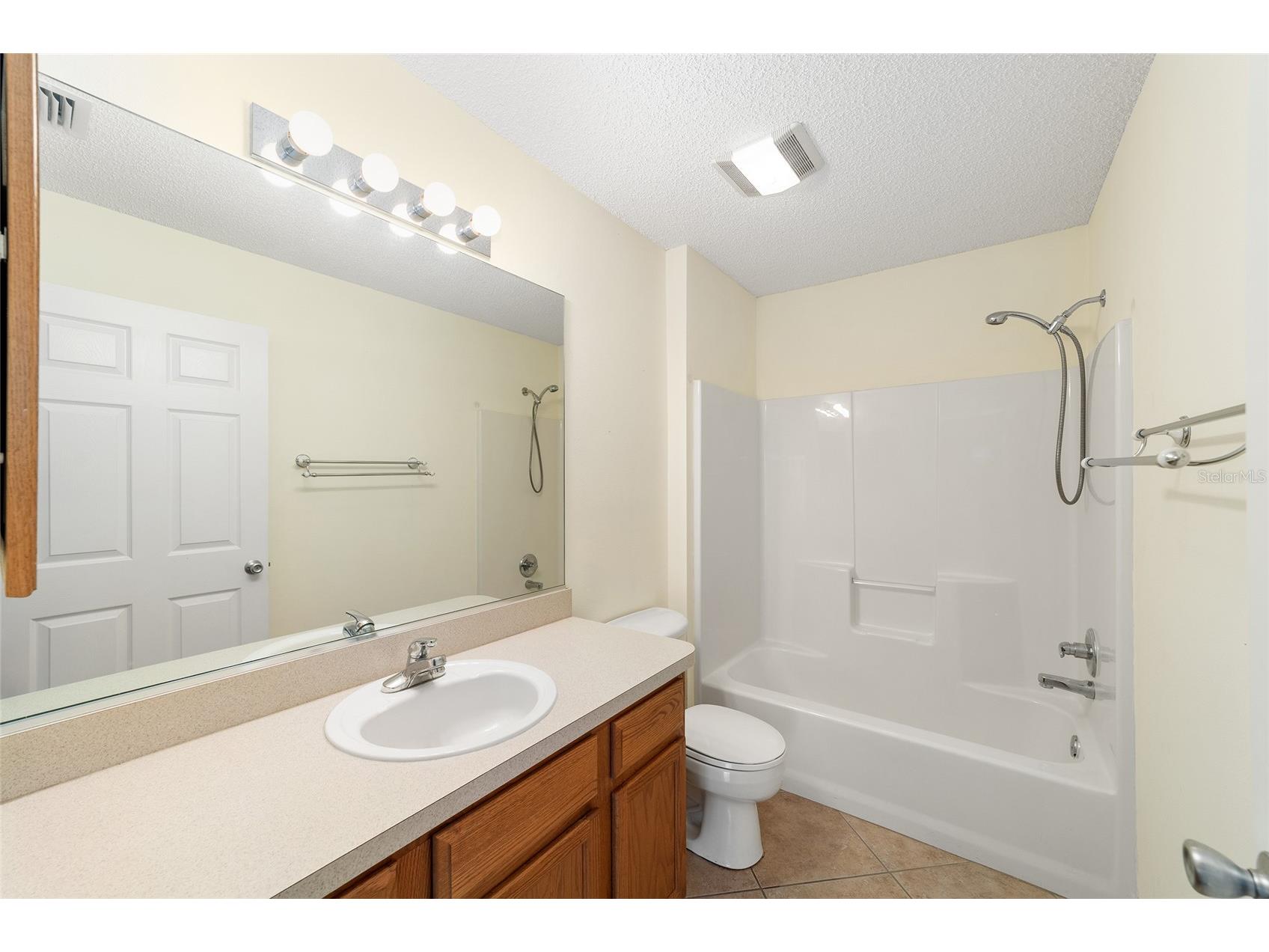 8860 SE 168th Sedgwick Place The Villages FL 32162 G5110693 image16