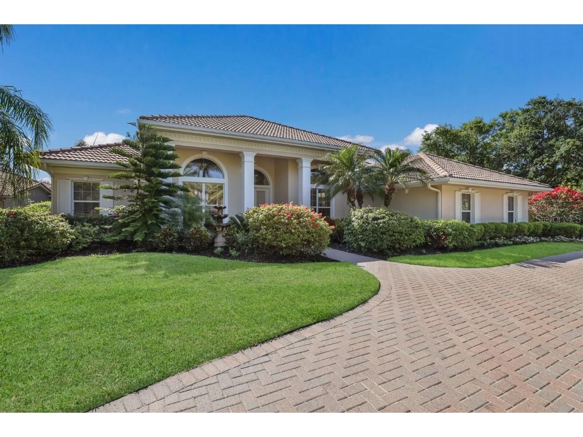 8869 Bloomfield Boulevard Sarasota FL 34238 A4564640 image1