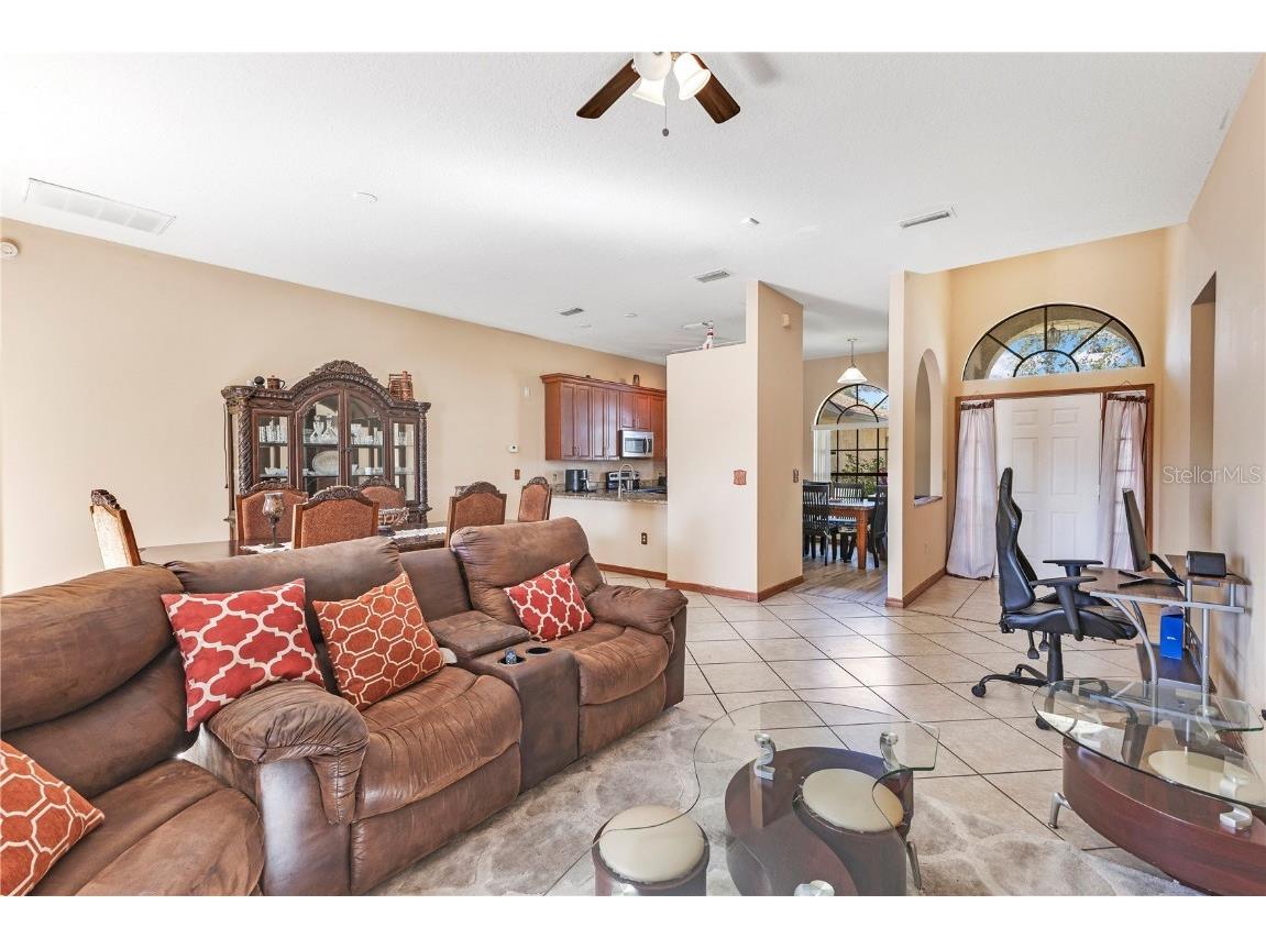 887 Adour Drive Kissimmee FL 34759 S5137420 image2