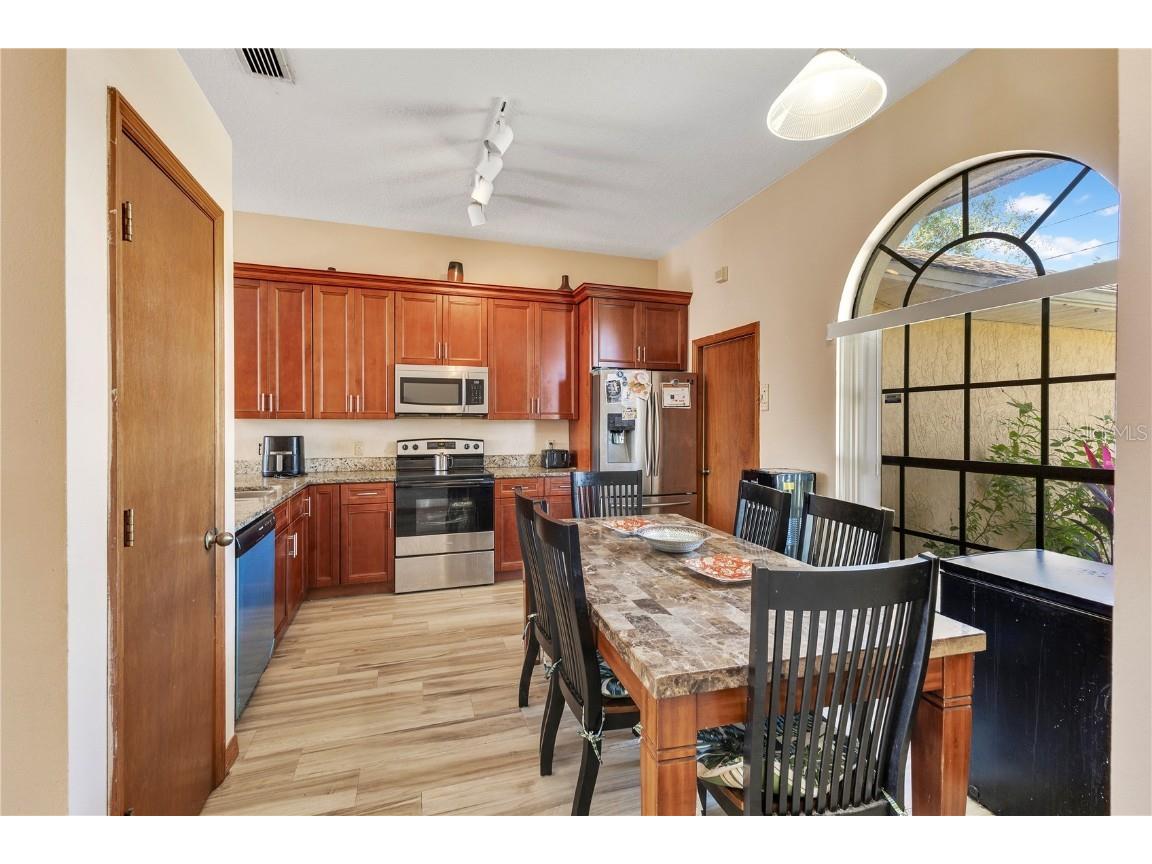 887 Adour Drive Kissimmee FL 34759 S5137420 image4