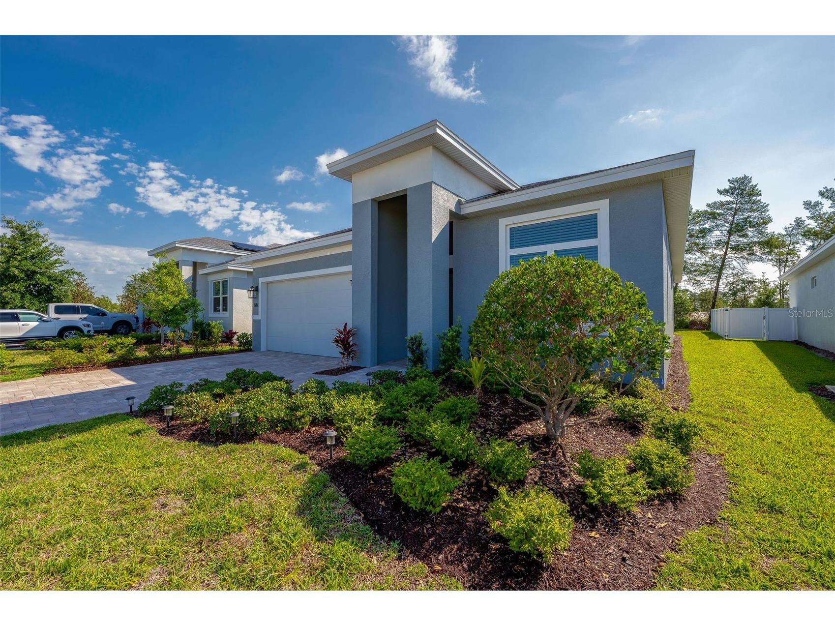 887 Lake Hill Way Deland FL 32724 V4947653 image1