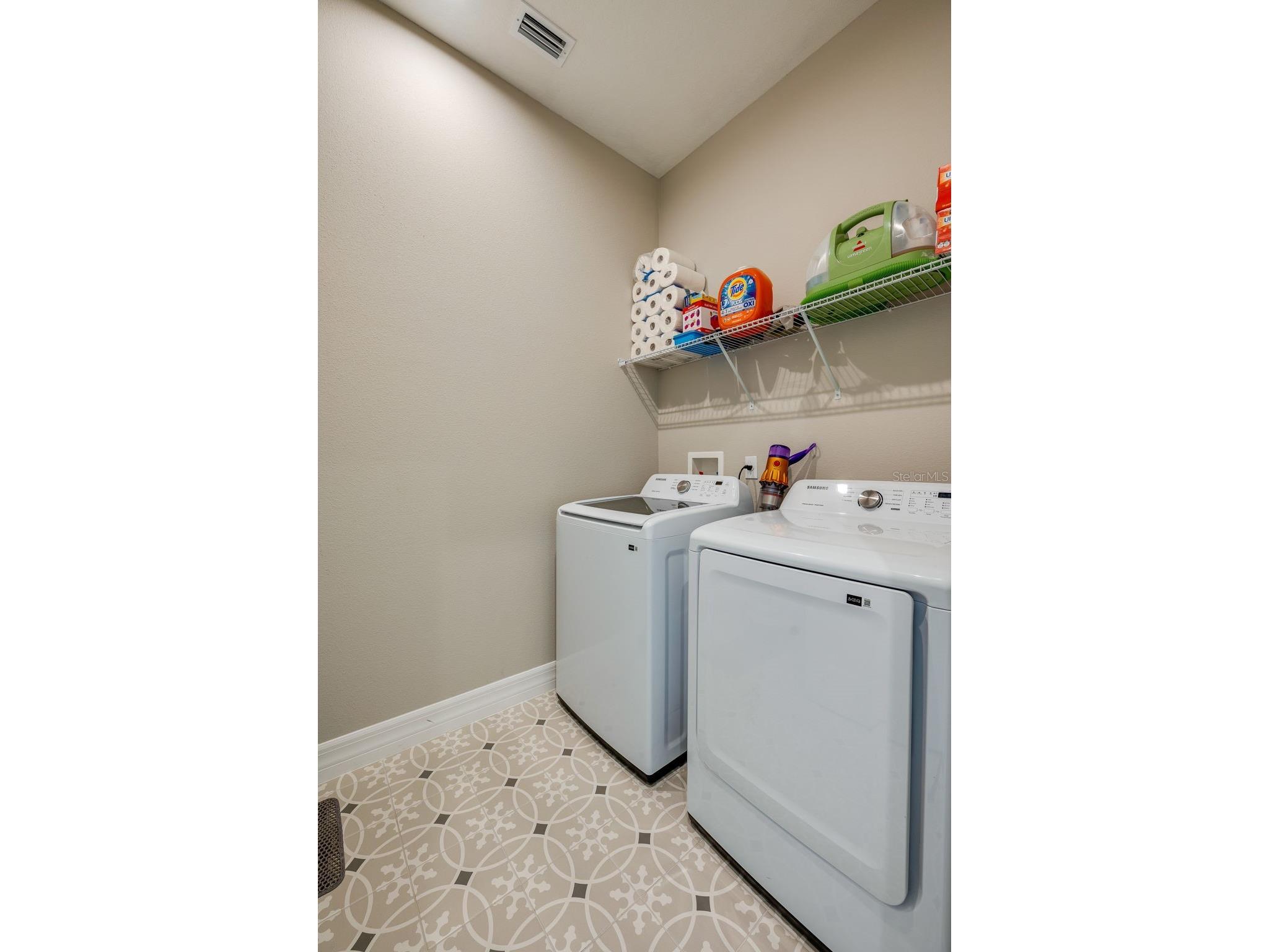 887 Lake Hill Way Deland FL 32724 V4947653 image25