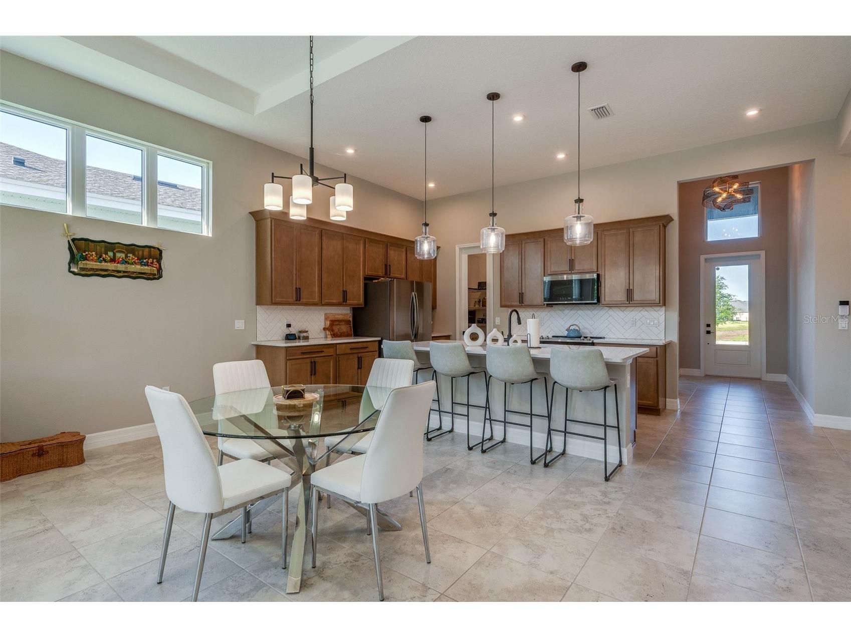 887 Lake Hill Way Deland FL 32724 V4947653 image3