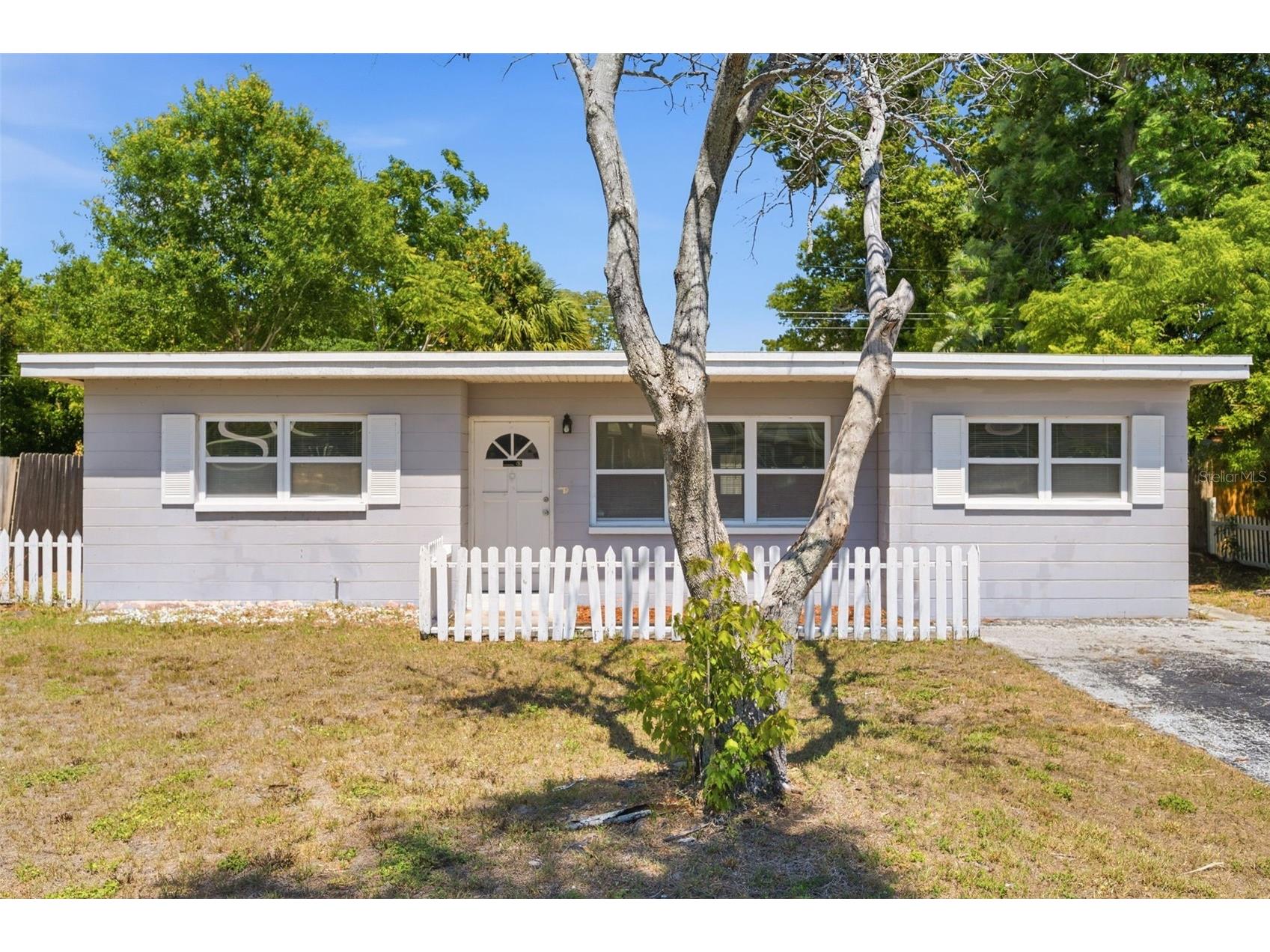 8871 93rd Street Seminole FL 33777 TB8523498 image2