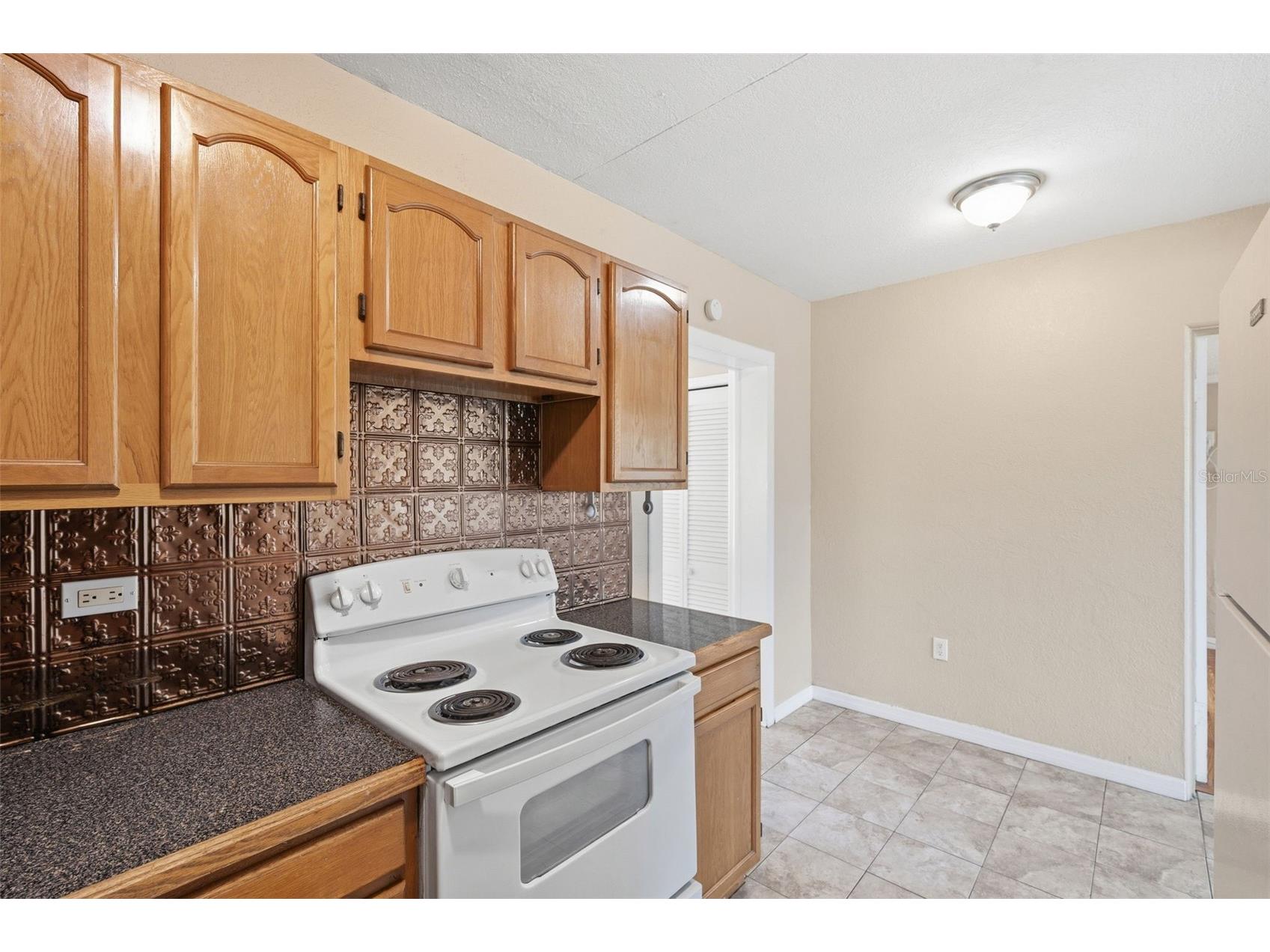 8871 93rd Street Seminole FL 33777 TB8523498 image7